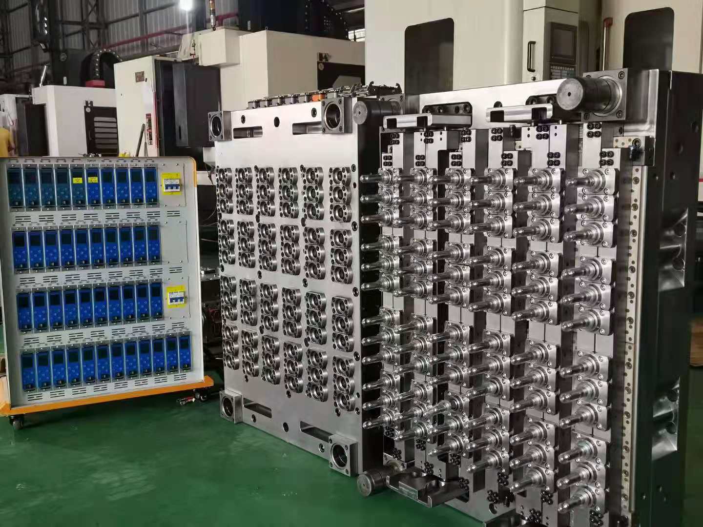 車(chē)間一角 (1)